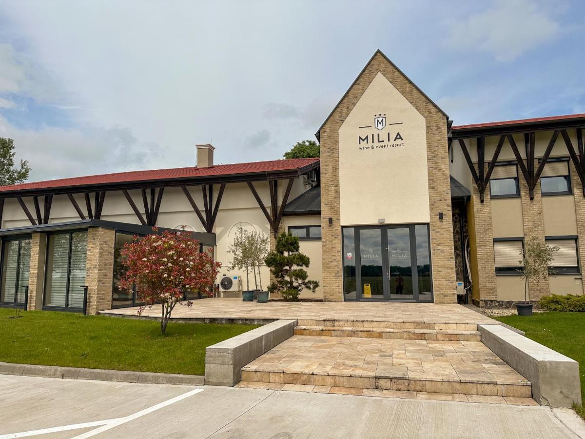 Milia Wine & Event Resort Dunajský Klátov Exterior foto